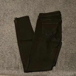 Hollister black skinny jeans